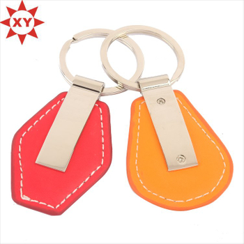 Discount Price Heart Shape PU Leather Keychain for Gifts